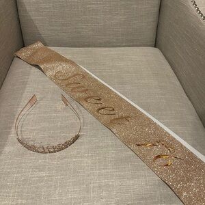 Elegant Gold Glitter Sweet 16 Sash and Tiara Set